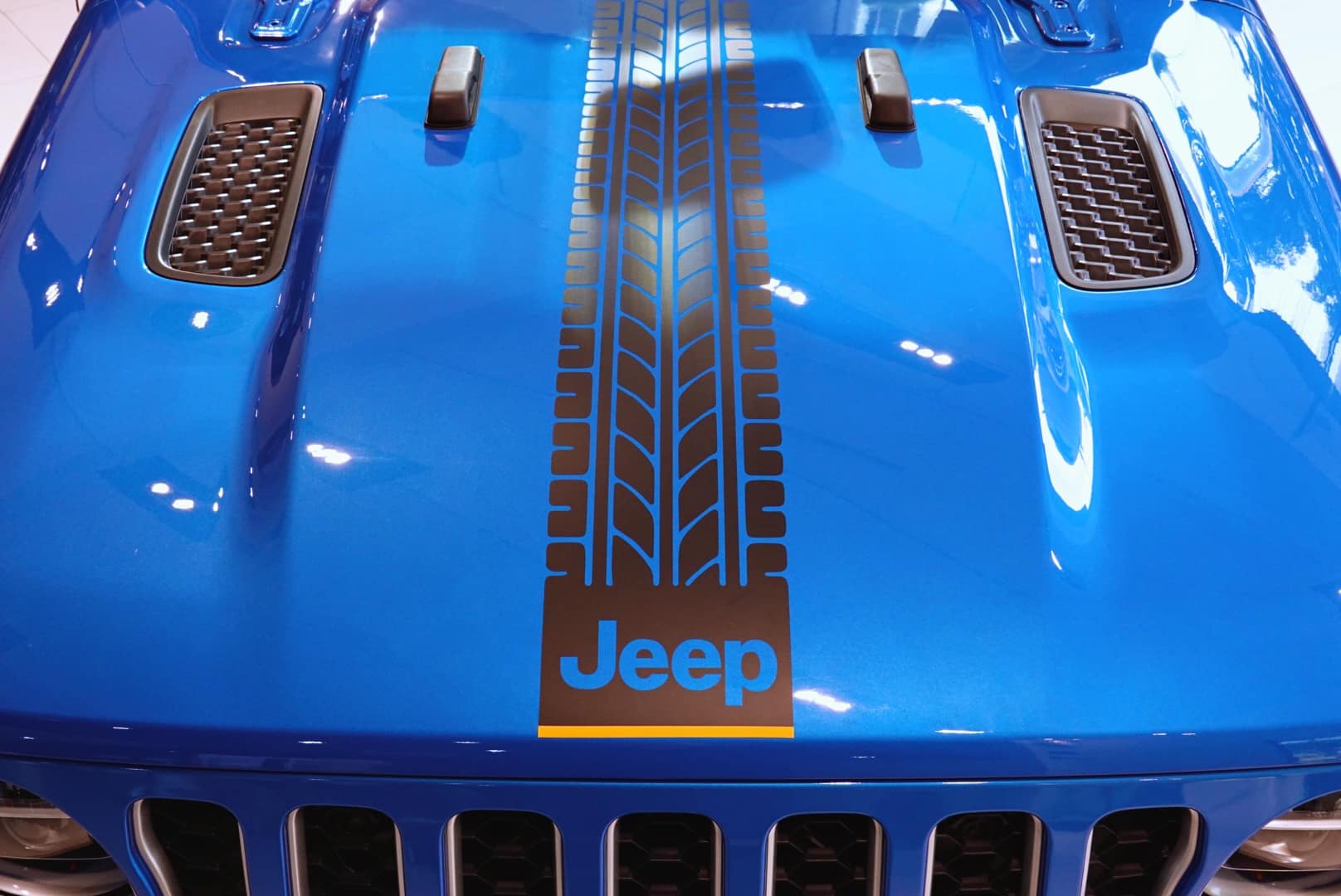 Jeep Bonnet